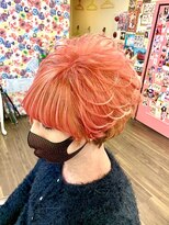 ヘアセットアップス(UP's)&nbsp;鮮やかな髪に！UPｓ伝家の宝刀『★スジ盛り★』盛りは芸術です！