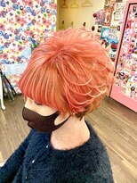 ヘアセットアップス(UP's) 鮮やかな髪に！UPｓ伝家の宝刀『★スジ盛り★』盛りは芸術です！