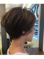 ナタン 自由が丘(NATHAN)&nbsp;耳だしショート×ミストバング×癖毛カット×ウザバング×ボブ