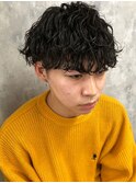 波巻きツイストスパイラルパーマメンズカットツーブロック