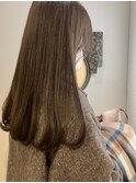 ロングヘア/やわらかベージュ／ハイライトカラー
