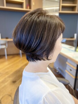 オアシスアヴェダ(OASIS AVEDA) 担当吉岡　ミセスグラデーションボブ