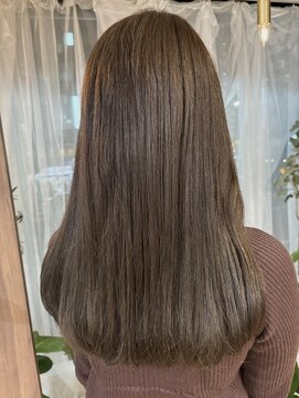 インビテーション(invitation) スモーキーベージュ