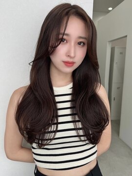 ソヨン 金山店(SOYON) 波巻き/小顔/レイヤーカット/かきあげバング/黒髪/ネビージュ