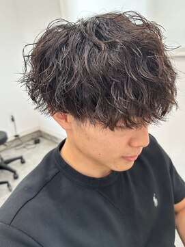 フゥ 宇都宮(FeU) 栃木メンズパーマメンズカットセンターパートメンズマッシュ緩め