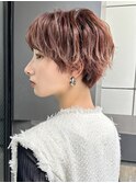 アンニュイパーマの大人ショート