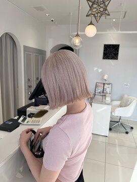 ルクール ヘアー プレジー(Le Coeur HAIR Plaisir) ホワイトベージュ