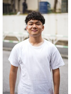 フェードアンドライン 渋谷店(FADE&LINE) スペインカール