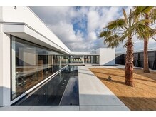 唯一無二の美容空間を体験し、すこし贅沢な時間に…。