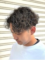 グラッシー(GLASSY)&nbsp;大人/メンズカット/ツーブロック/ツイストスパイラルパーマ☆