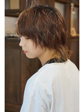 モアムー(Moremuu) レディース　デザインパーマ 長尾