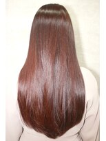 アークスヘアー&nbsp;髪質改善で叶う煌き美髪☆ブラウンレッド×ナチュラルストレート