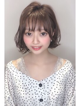 ユーフォリア 銀座本店(Euphoria) 外ハネ小顔ボブ