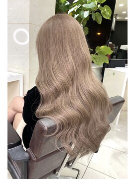 リア 大阪梅田(Ria) ~ミルクティーべージュ シールエクステ~【Ria 大阪 梅田】