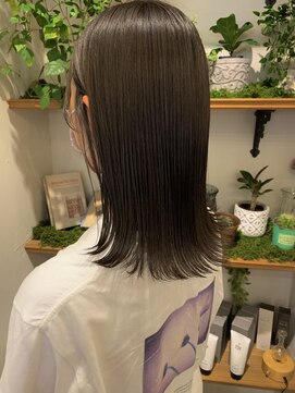 ゴーシェン 津田沼本店(Goshen) オリーブグレージュ×外ハネミディー