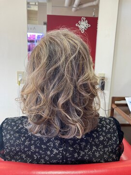 ルーチェ(luce) 髪質改善カラーヘアエステ　脱白毛染めハイライト