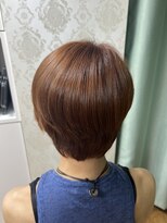 サン(SUN) Stylish Short Haircuts and Valencia Oranges colors