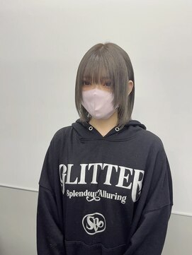 ゴウトゥデイシェアサロン 町田店(GO TODAY SHAiRE SALON) レイヤーボブ×グレーシルバー