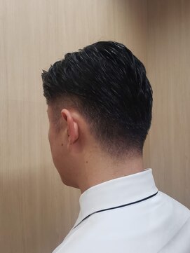 もとつぐ(一胤) ビジネスヘア