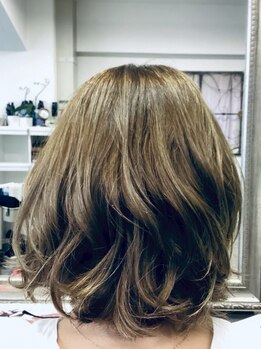 サロン ド バカラ(salon de vacala)の写真/2025年のトレンドカラーベージュブラウン系×赤身、オレンジ系、ピンクっぽく+明度調整