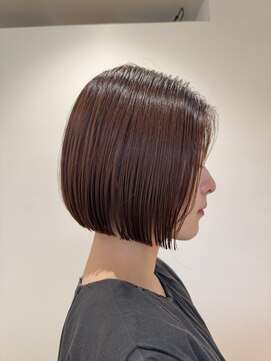 エアー(Air) ハンサムショート前下がりボブ切りっぱなしボブニュアンスパーマ