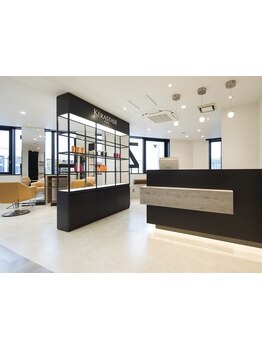 【女性Stylistのみ在籍☆】同性だからこそ、一緒にお悩みに寄り添いながらアドバイスをします◎