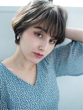 マルツ 銀座(maltu) ことりベージュ大人ショート小顔バング斜めバングくびれショート