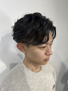 ニュアンスパーマ/フェザーパーマ/ツーブロック/メンズ/神田