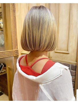 シェリア(Shelia) シャンパンベージュ/バレイヤージュカラー/脱白髪染め