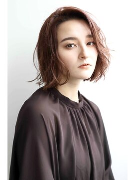 ワンコンセプト(ONE CONCEPT) かきあげボブで大人可愛い
