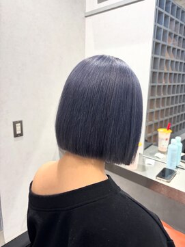ナンバー ジェミカ 札幌(N° jemica) ネイビーグレー×パツっとボブ
