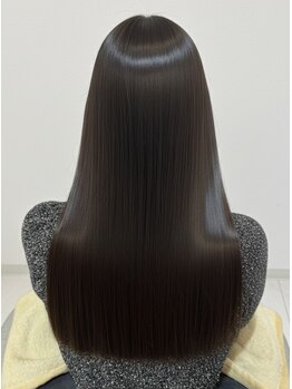 RELOA万代店【リロア】髪質改善/縮毛矯正/完全個室/マンツーマン【8月OPEN（予定）】の写真/【一度体験してみてください】乾かすだけでまとまる髪へ◎毎朝のスタイリングが楽しみになる美髪体験を☆