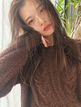 ルーム(Loom.) 栗色暖色ロング【Loom./明治神宮前/原宿/表参道】