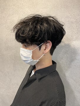 エイル 北堀江(Eir) 【シャドウパーマ】【骨格補正】【ダウンパーマ】