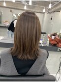 外ハネミディアムセミロングくびれヘア韓国上品東銀座