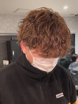 アビー(ABEY) 波巻きスパイラルパーマブラウンカラーウルフパーマ