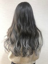 色っぽバレイヤージュでモテ確定。