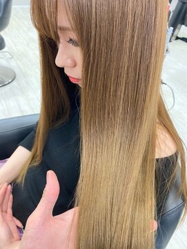 ヘアアンドメイク サファイア 豊橋店(ヘア&メイク SAPPHIRE) #ロング#艶髪#サラサラストレート#明るめカラー