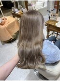ハイトーン ミルクティーベージュ
