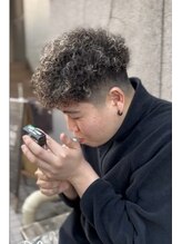 クイーンズバイジェントルマンバーバー(queens by gentlemanBarber) shunstyle