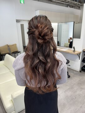 ジーニー 横浜(giinii) ヘアセット_ハーフアップ