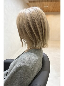 サイン(Sign) レイヤーボブ☆シアーベージュカラー☆20代30代40代