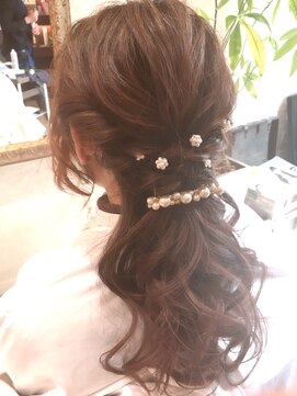 ノアズアーク(NOAH'S ARK) ニュアンス・ロープ編みハーフアップ