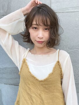 ユニコ(unico) ウェーブニュアンスボブ