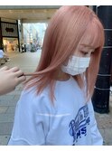 ピンクベージュ