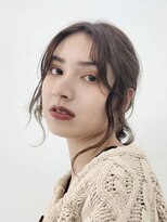 グレープバイン 辻堂(GRAPEVINES)&nbsp;ミディアム／パーマスタイル／長めバング／束感