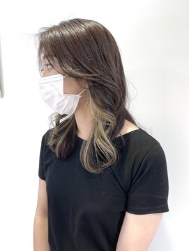 クオレア(CUOREA) イヤリングカラー×ホワイトベージュ