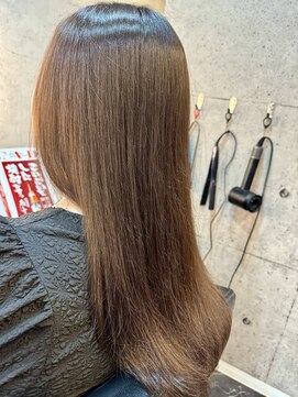 ファクトリービス(FACTORY bis) 20代Ｉ様　白髪抑制カラー＋オーダーメイドトリートメント