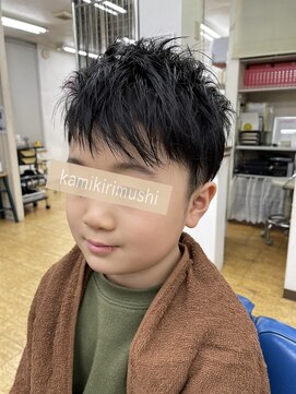 カットクラブ 髪切虫(CUT CLUB 髪切虫) ツーブロック・アシメ