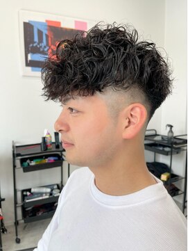 ラヴィズム 名駅店(LUVISM) スペインカールパーマ刈り上げ名駅名古屋